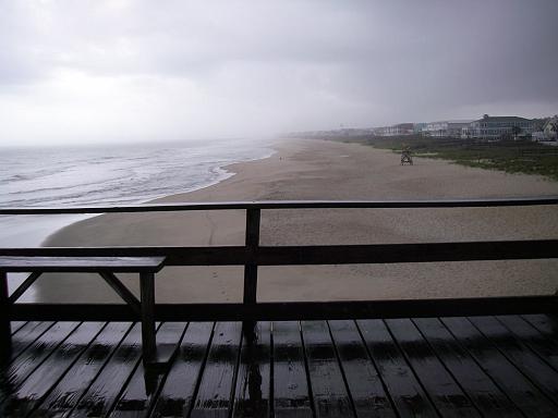 kurebeachpier2